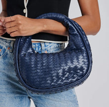 Load image into Gallery viewer, Cassidy handbag